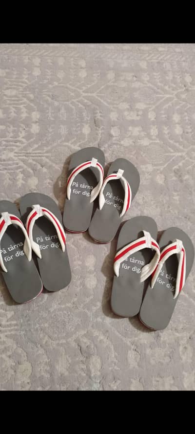 I have 3 pairs in same size 10.5 inches new slippers 1200 each price