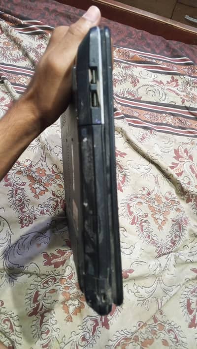 laptop core i3 for sale urgent need cash