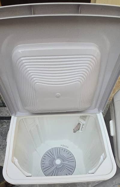 washing machine & dryar in good condition 0 3 2 2 4 7 0 8 5 5 0