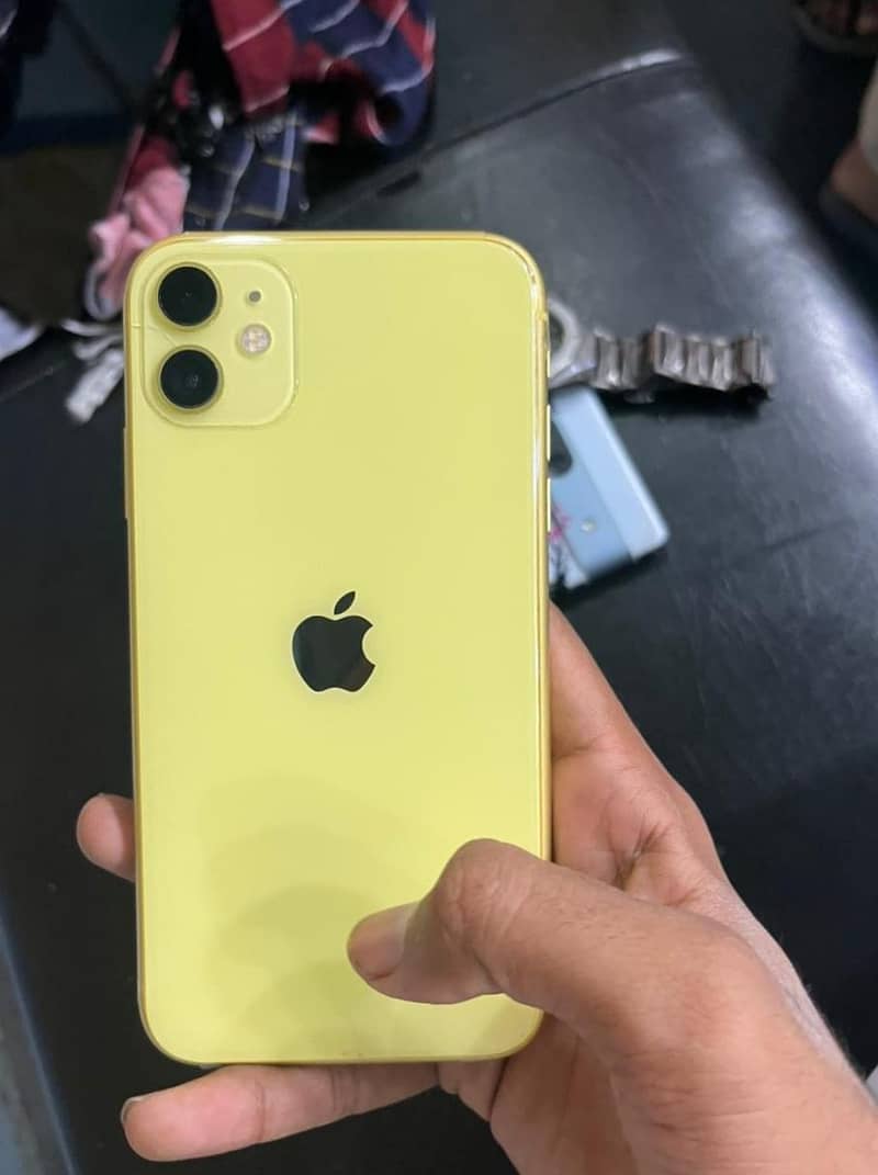 Apple iPhone 11 0