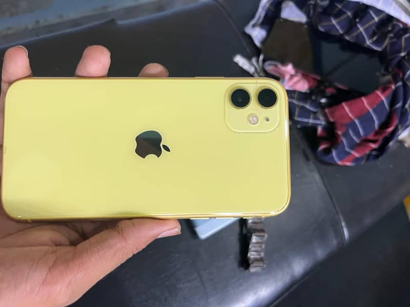 Apple iPhone 11 2