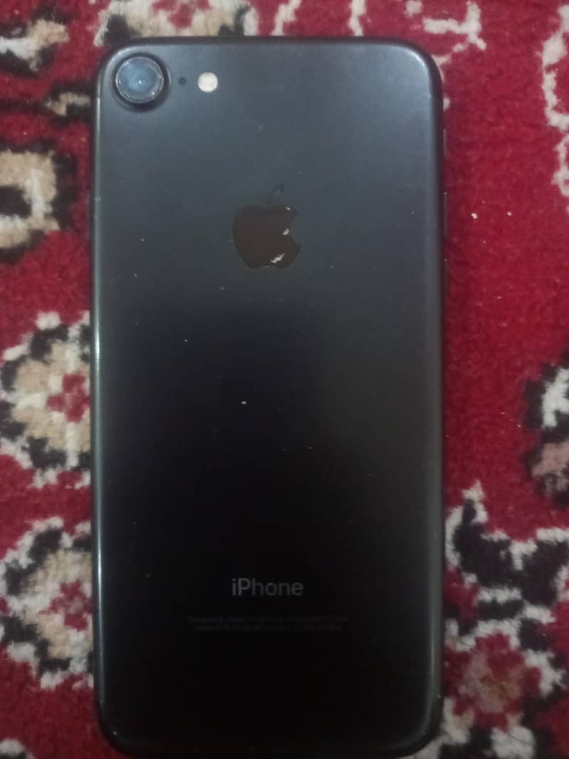 Apple iPhone 7 2