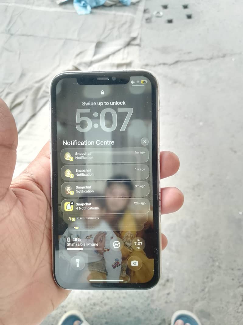Apple iPhone 11 0