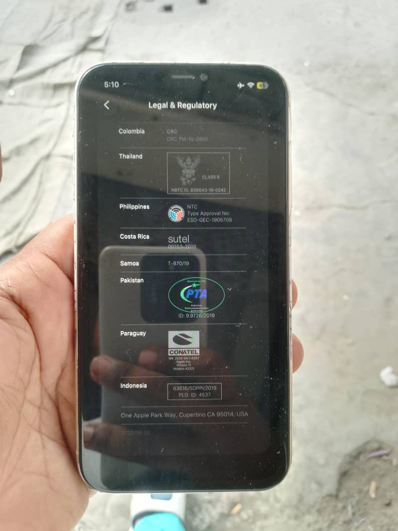 Apple iPhone 11 3
