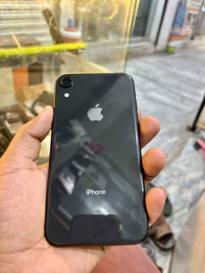 Apple iPhone XR