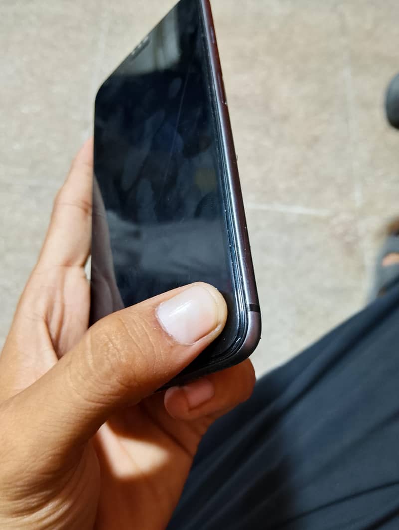 Apple iPhone 8 Plus 3