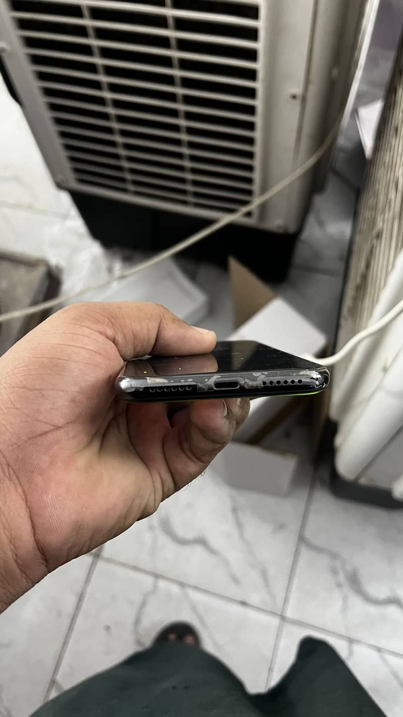 Apple iPhone X 2