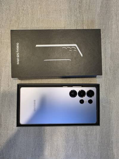 Samsung S25 Ultra 12/ 512GB ice blue PTA Approved Complete Box