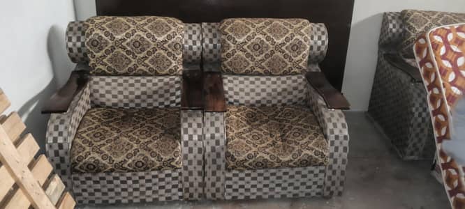 Sofa Set Good Condition