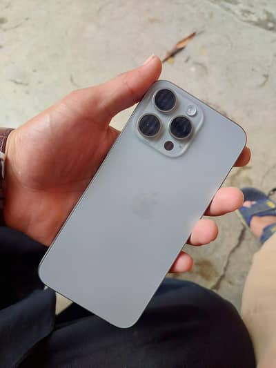 Apple iPhone 15 Pro Max
