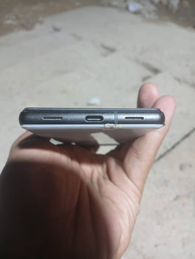 Google Pixel 6a 3