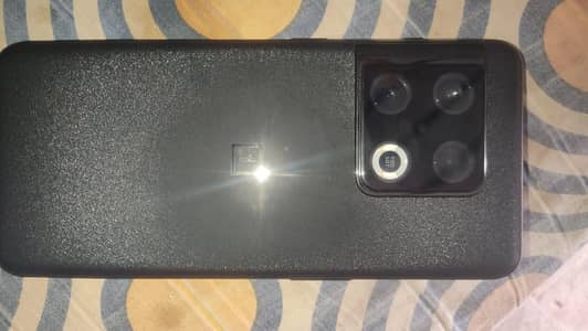One Plus 10 Pro 5G