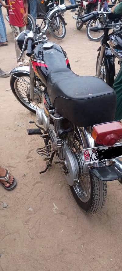 karachi number 10 by 9 condition Honda 125 2016