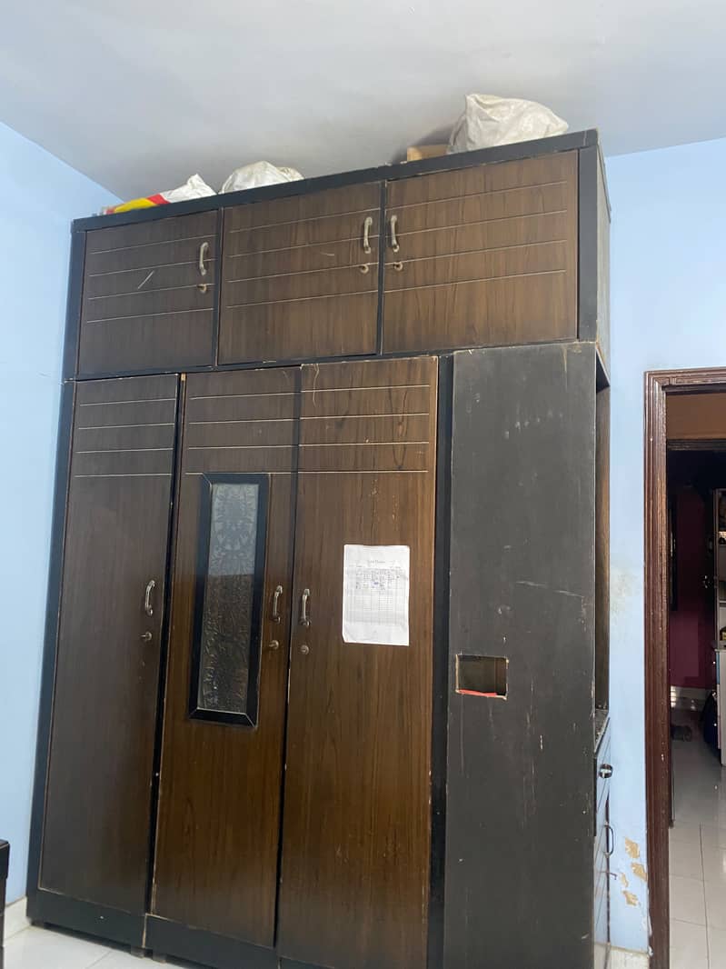 Bed set with side table dressing table & Cupboard 1