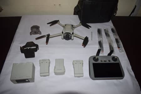 DJI Mini 4 Pro (Combo Pack)