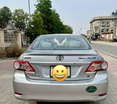 Toyota Corolla Altis 2012