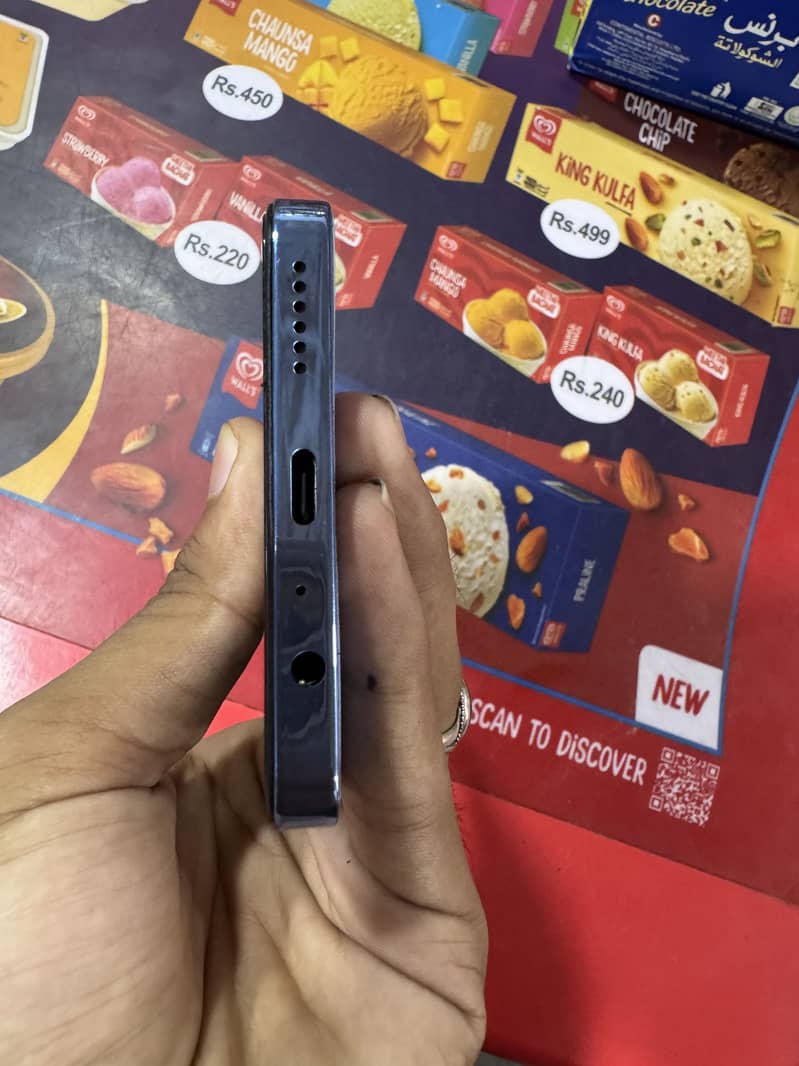 Tecno CAMON 20 4