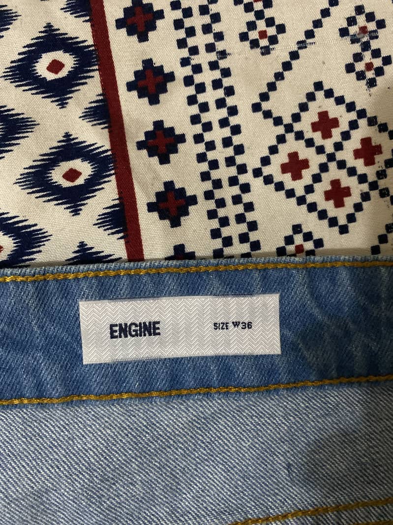 Shorts from engine 3