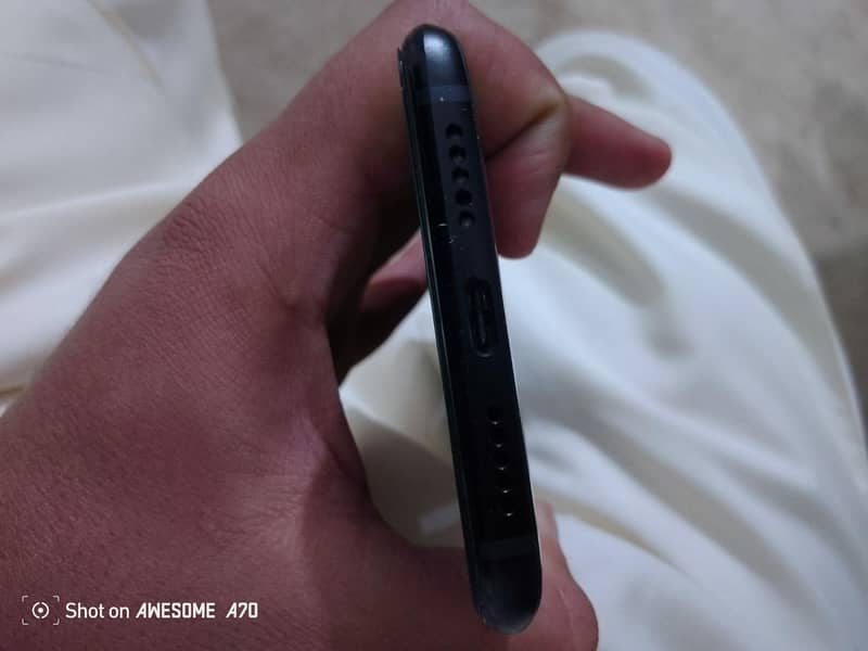 One Plus 6T 4