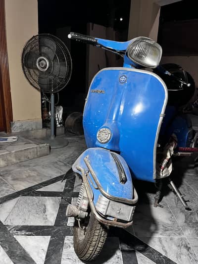 VESPA SUPER 1989 model