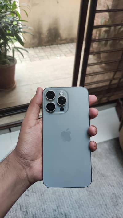 iPhone 15 Pro Max 1TB