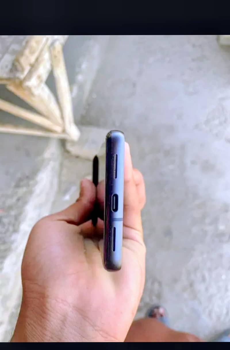 Google Pixel 8 2