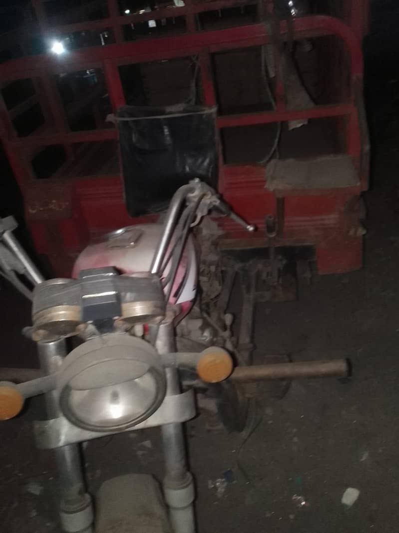loader rikshaw 0