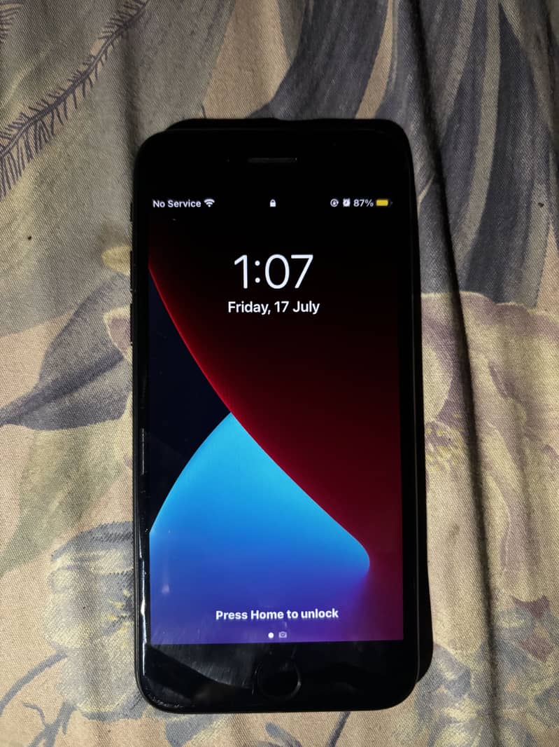 Apple iPhone 7 1
