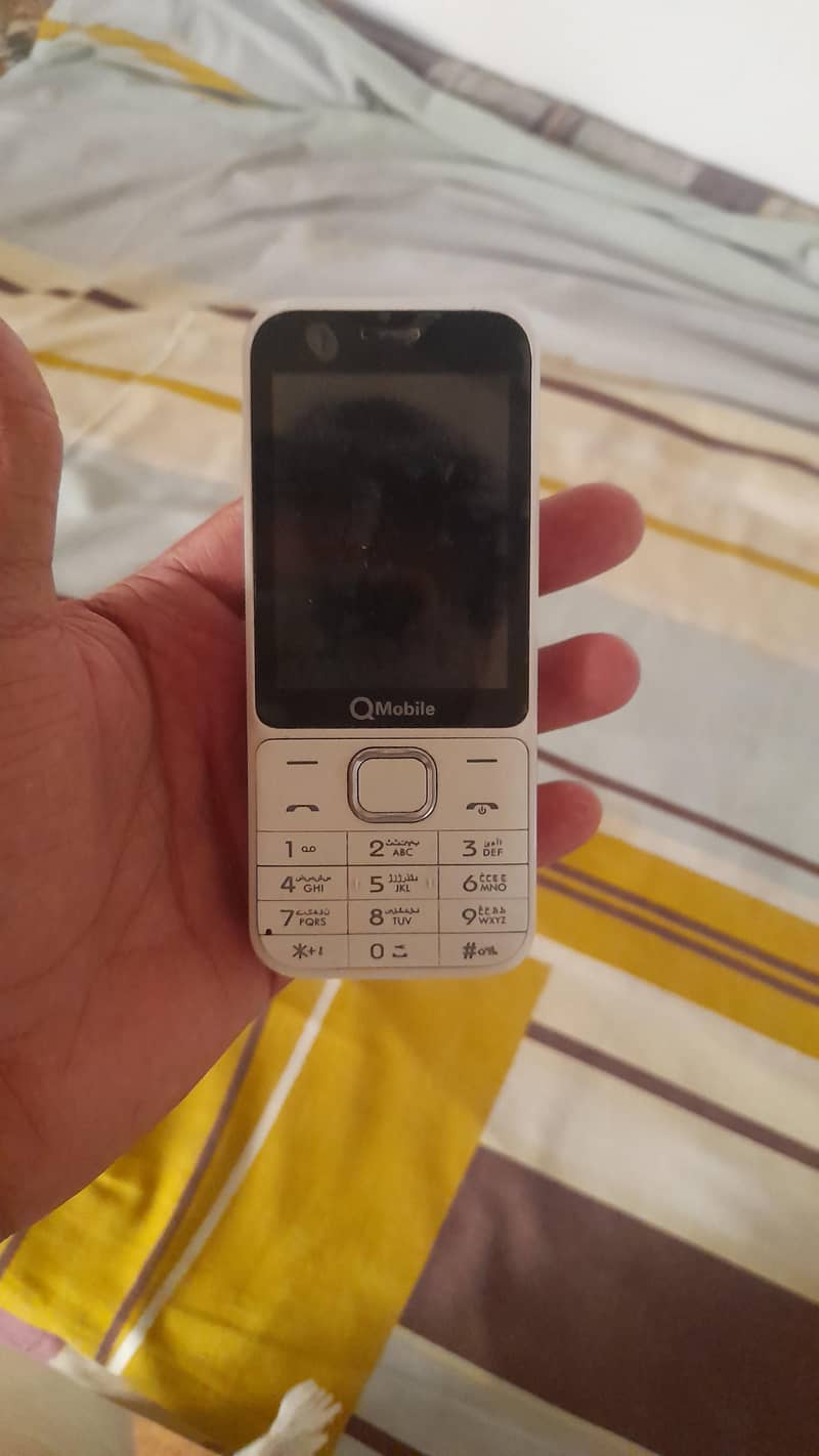 QMobile Classic 0