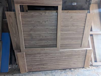 Modern horizontal Slatted wooden bed set