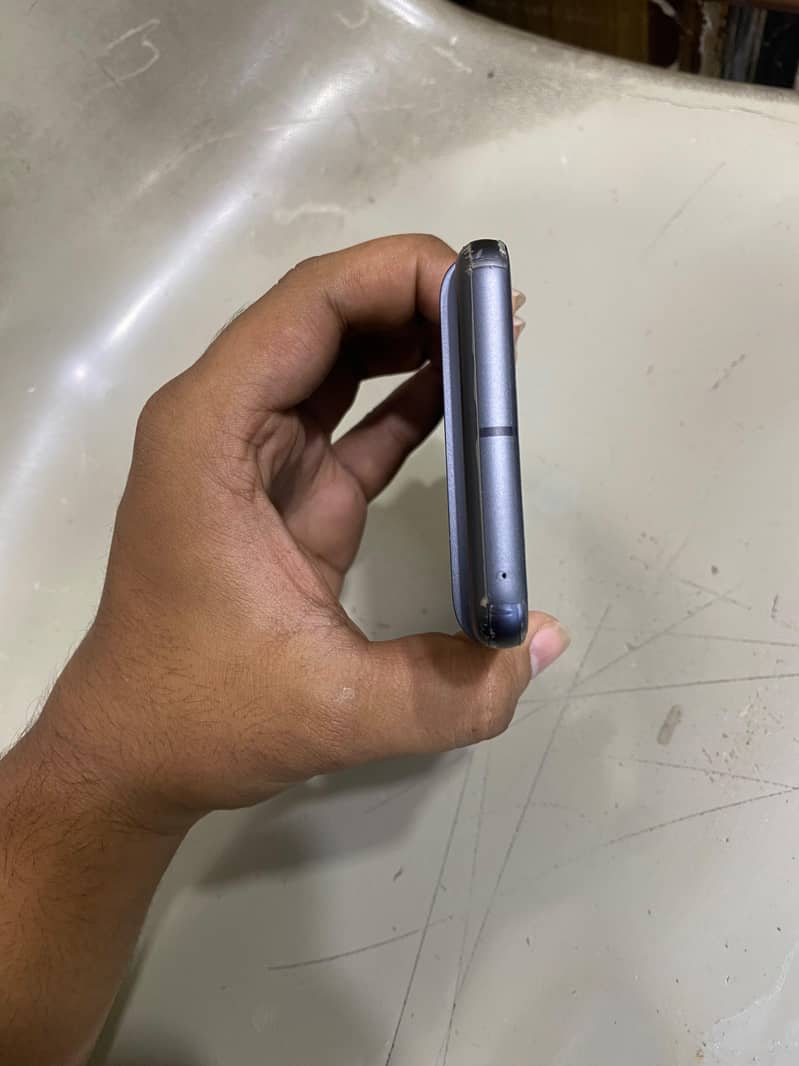 Google Pixel 8 2