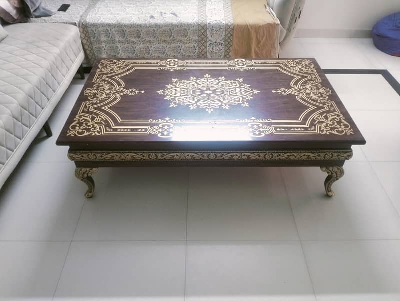 Centre table outclass condition 0