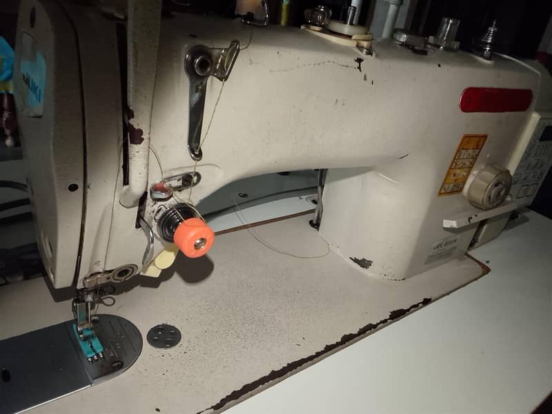 sewing machine 4