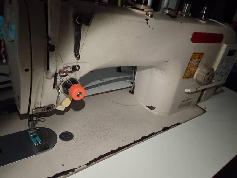 sewing machine 5
