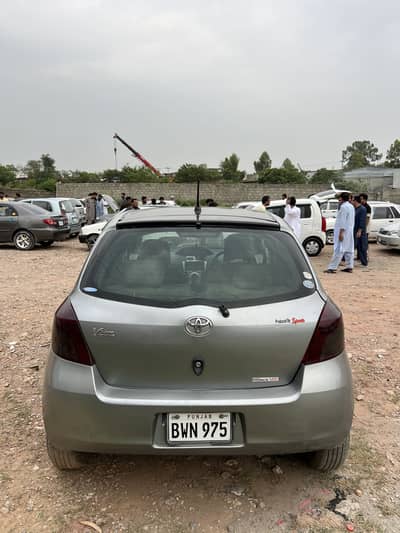 Toyota Vitz 2006