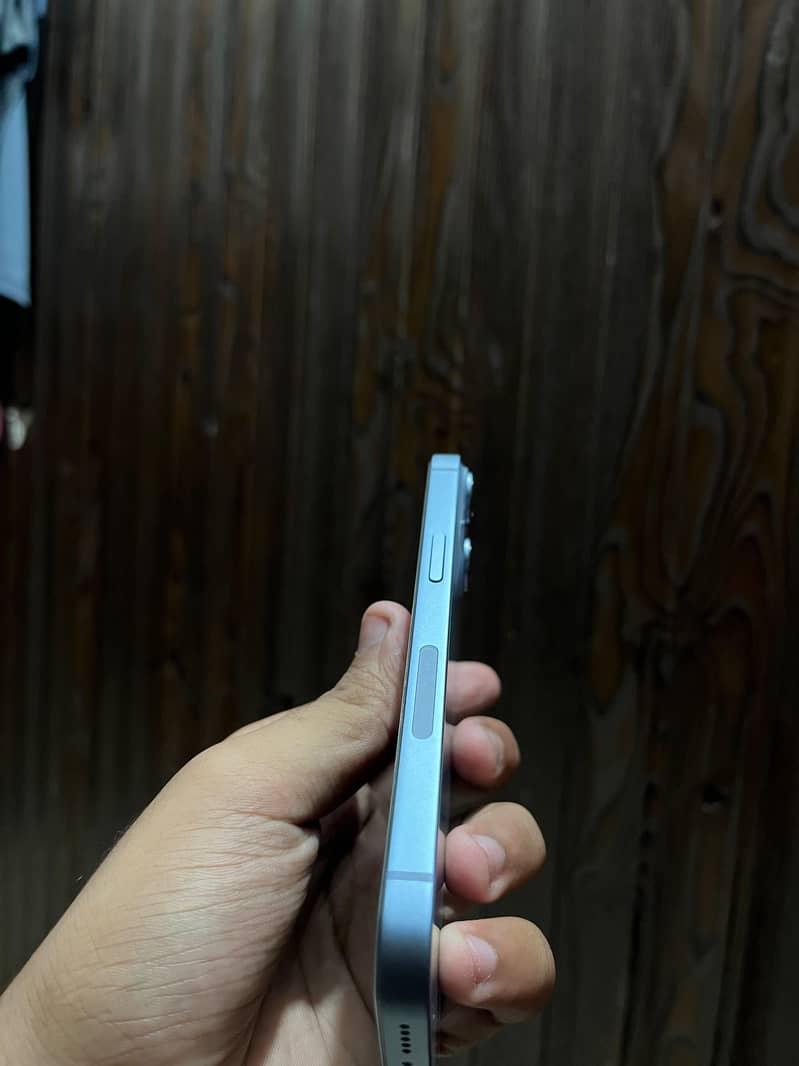 Apple iPhone 14 1