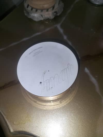 Korean base and whitening cream