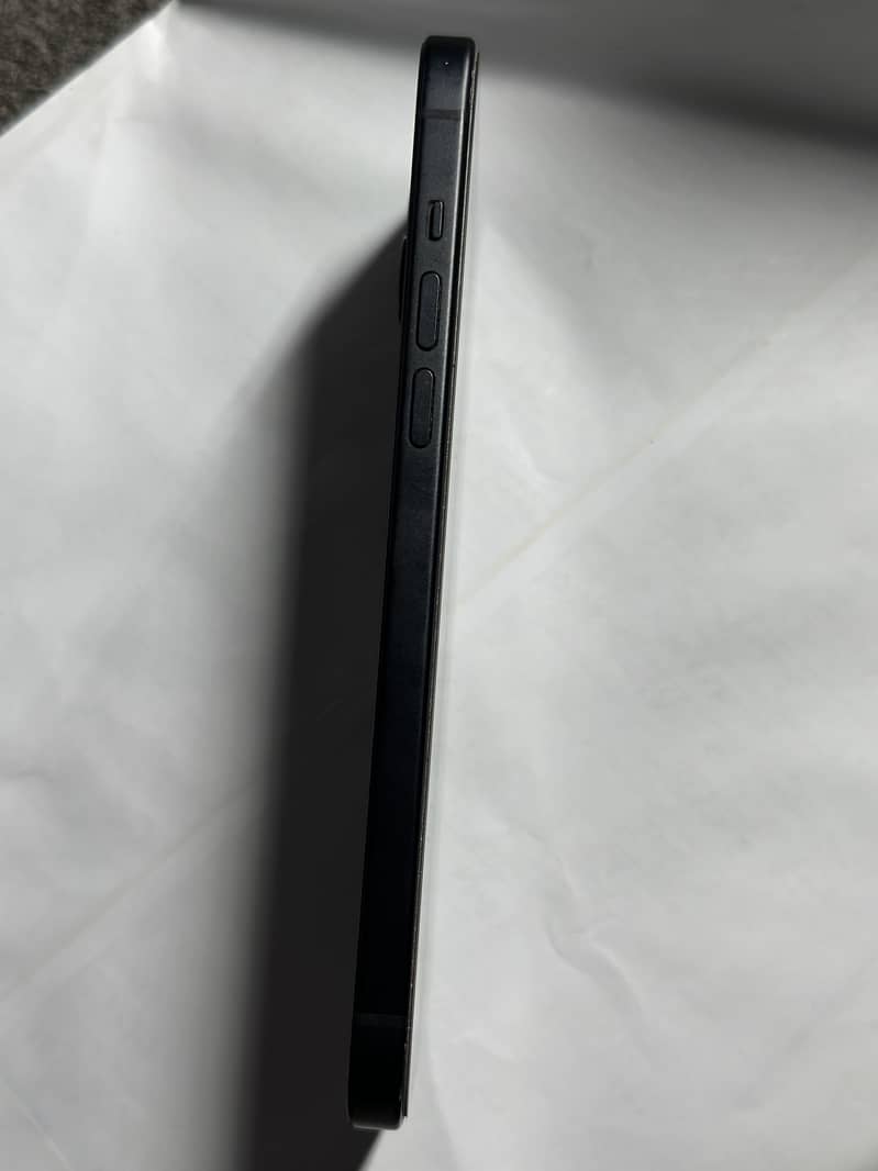 Iphone 15 plus 1
