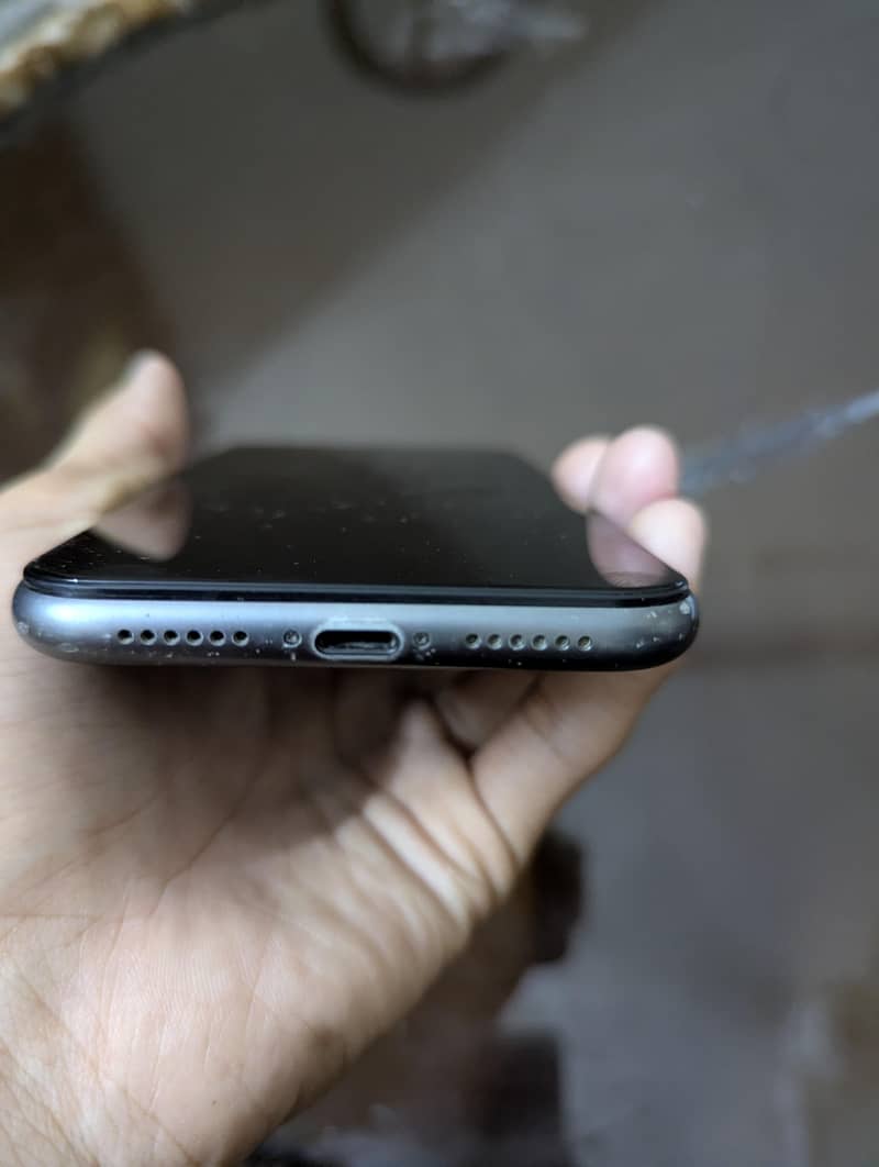 Apple iPhone 11 2