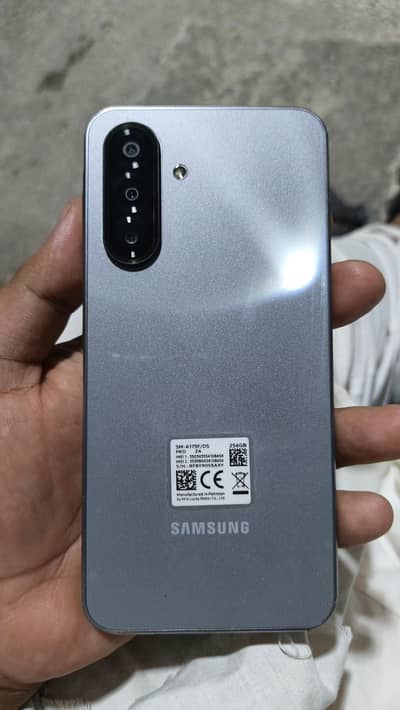 Samsung A17