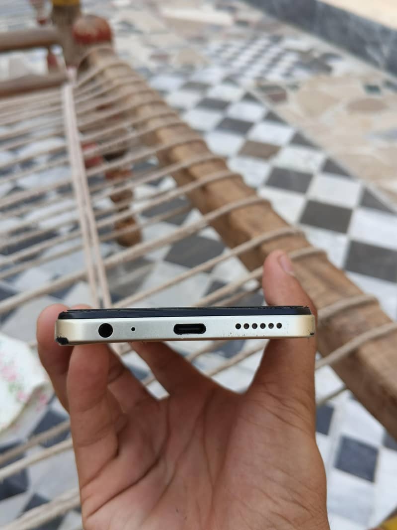 Itel A70 6