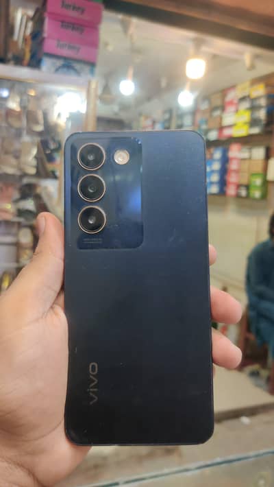 Vivo Y100