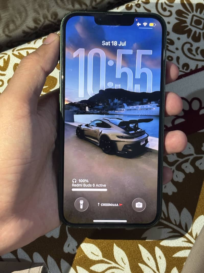iPhone 13 6