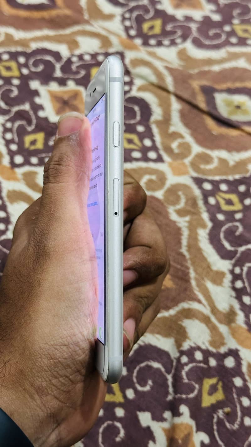 Apple iPhone 8 10