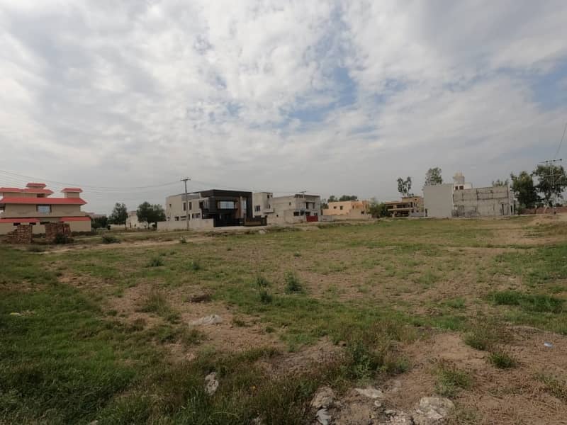 10 Marla Plot Shaheen Block 4