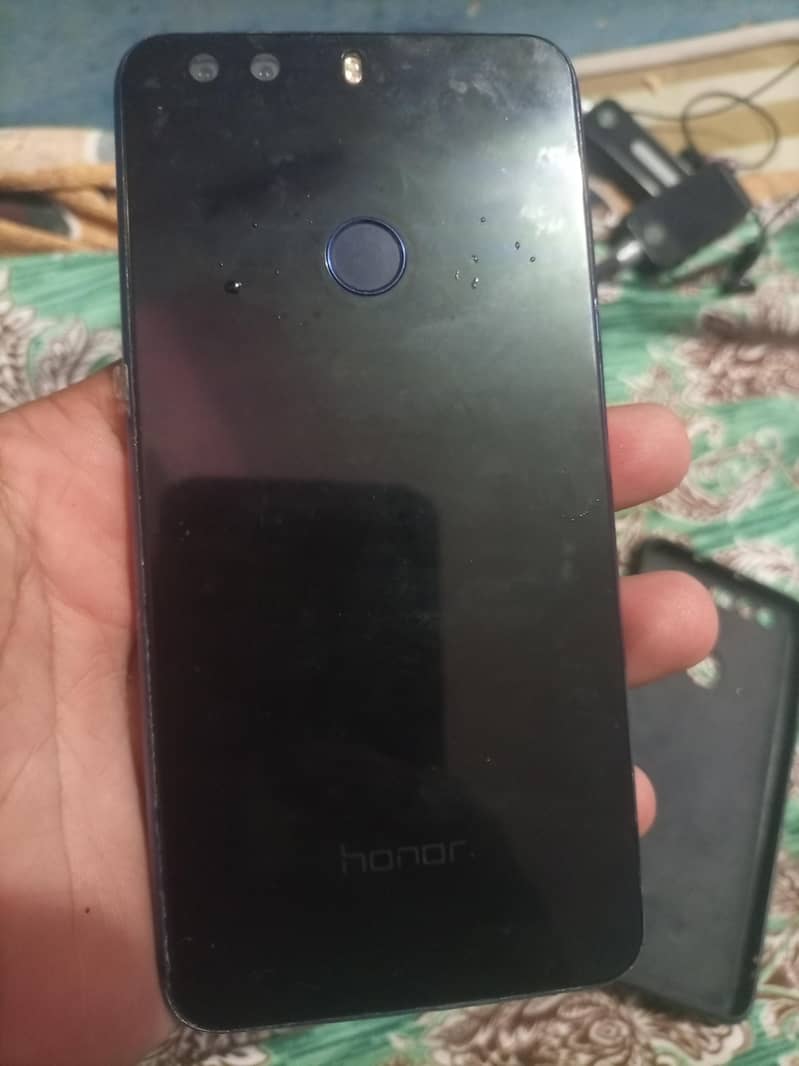 Honor 8C 10