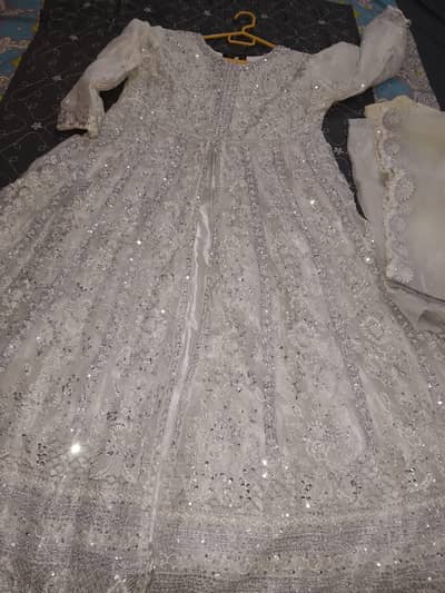 Maxi momina and minha off white