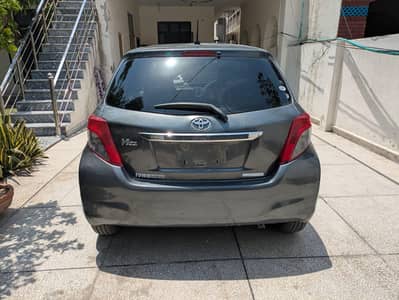 Toyota Vitz 2016