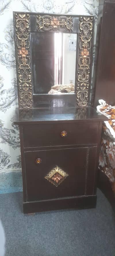 Bed &side table
