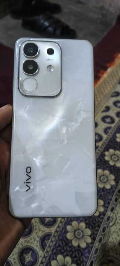 Vivo Y29